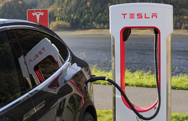 EV goal: Bill Shorten wants half of all new cars sold in Australia by 2030 to be electric.