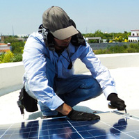 Community benefits from rooftop power solar scheme