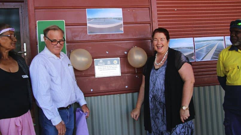 Smart solar installation celebrated by local politiicians