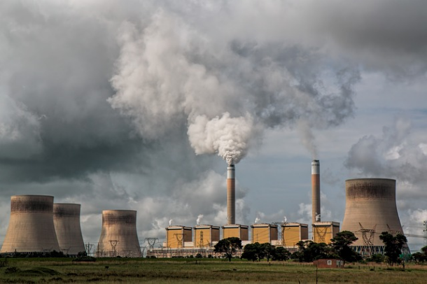 Coal-fired power plants like this are less attractive for investors than renewables.
