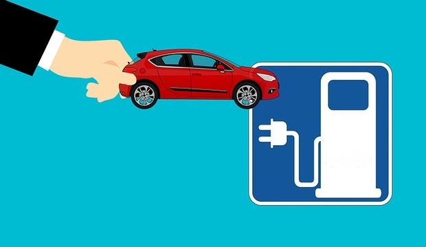 Electric vehicle range: EV and charging station