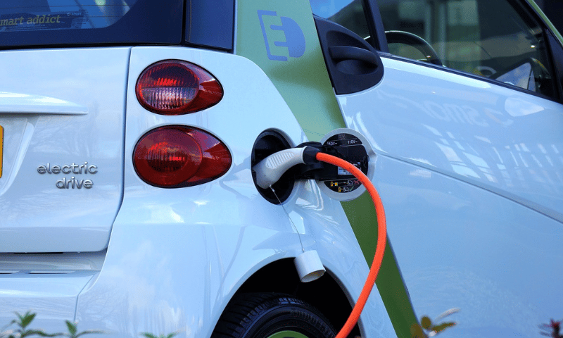 Living in the era of electric vehicles