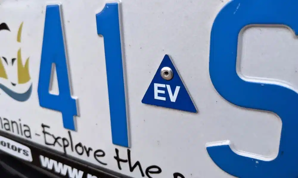 EV label on licence plate