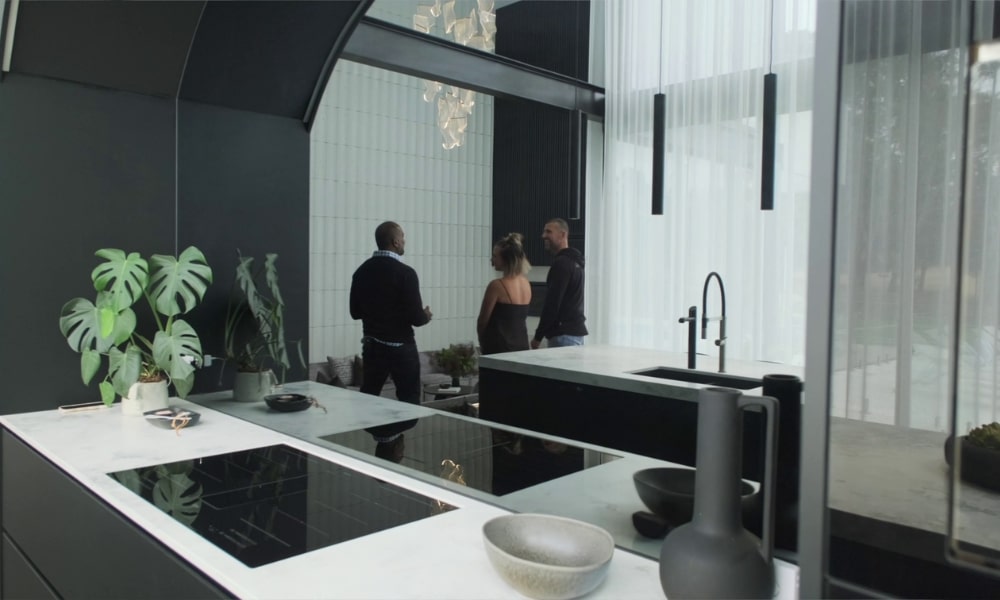 OHA S07E02 kitchen