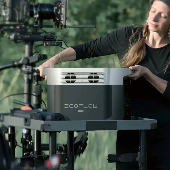 ecoflow-delta-max-portable-power-station-35798435365056_1066x_98d7a23b-f8fa-4f48-b877-600f9afa9fc4_720x