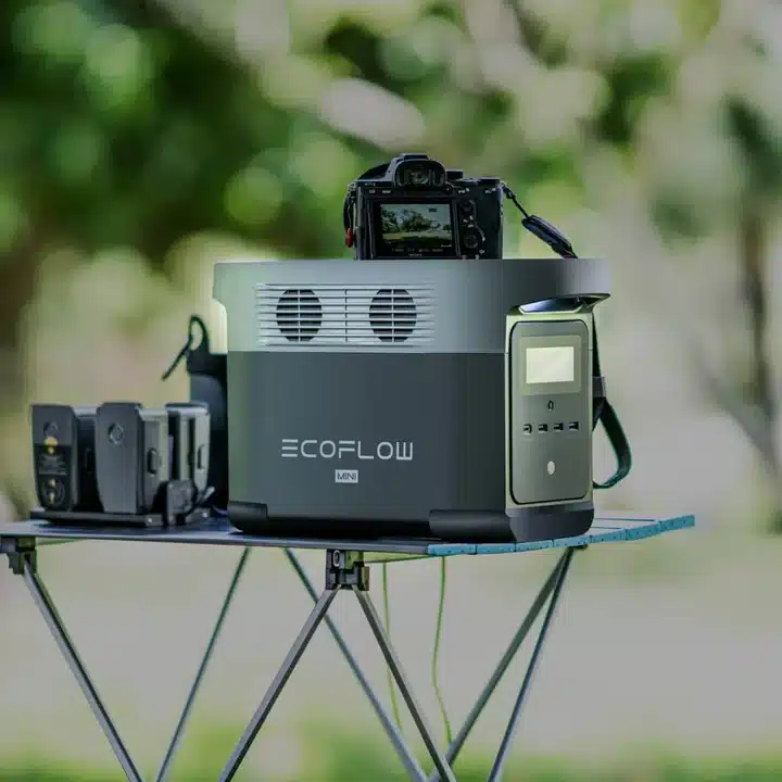 ecoflow-delta-mini-portable-power-station-35798443720896_1066x_5d683276-75a3-4571-81ae-4d19392df96f_720x