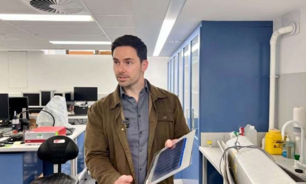 Macquarie University's Dr David Payne Macquarie University's Dr David Payne with solar panel.